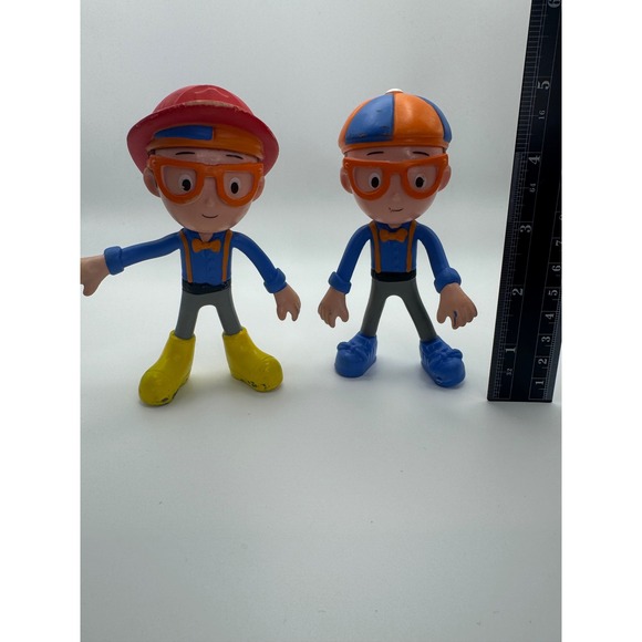 (2) Blippi Bendable Zag Toys 5 1/4" Action Figure Fireman & Blippi Original - Picture 1 of 4